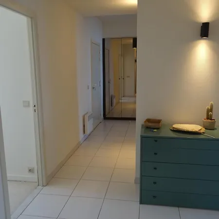 Scorpio Bi With Beautiful Sea Views Apartment *